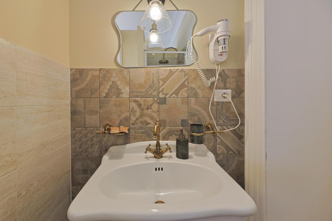 Art House Suites56 Via Del Babuino 56 Rome Extérieur photo